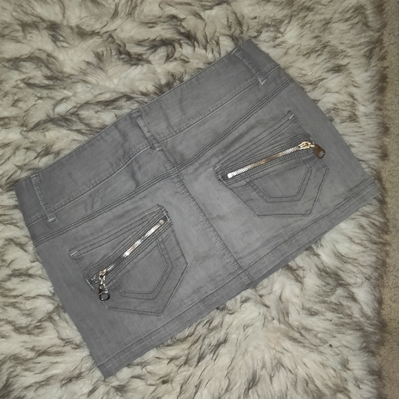 Guess Jeans - Gray Jean Skirt - Picture 4 of 10